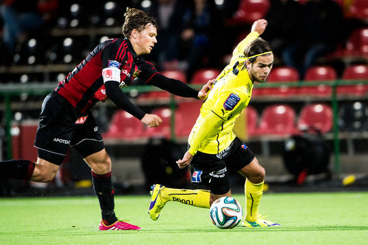 Brommapojkarnas Jesper Karlström och Halmstads Halmstads