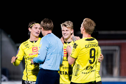 Halmstads spelare jublar