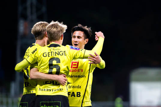 Halmstads spelare jublar