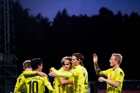 Halmstads spelare jublar