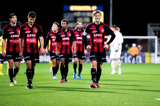 Brommapojkarnas Gabriel Petrovic ,Mauricio Albornoz,