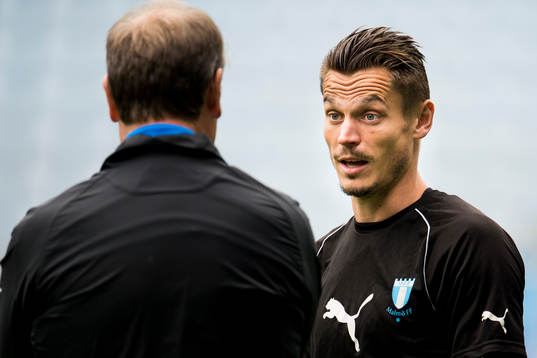 Malmö FFs Markus Rosenberg pratar med tränare Åge Hareide