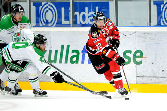 Rögles Jesper Jensen och Malmö Redhawks Jens Jakobs