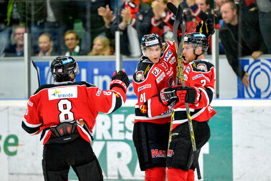 Malmö Redhawks Tobias Ericsson jublar