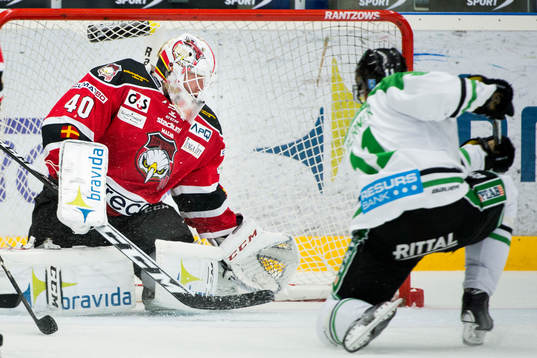 Rögles Robin Sterner gör 3-1 bakom Malmö Redhawks