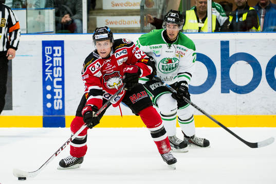 Malmö Redhawks Jens Jakobs och Rögles Daniel Sylwander