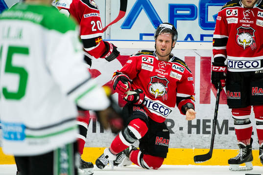 Malmö Redhawks Joey Tenute har ont