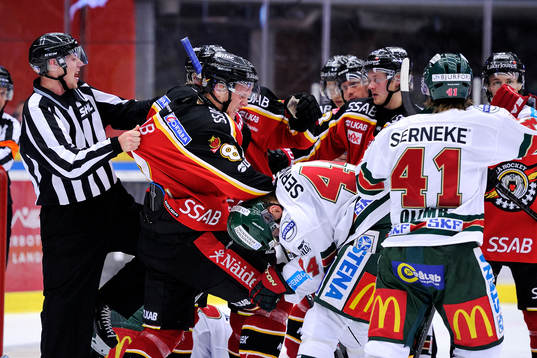 Luleås Per Savilahti-Nagander och Frölundas Pontus