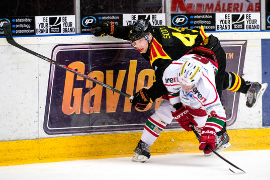 Brynäs Greg Scott och Modos Marko Kauppinen