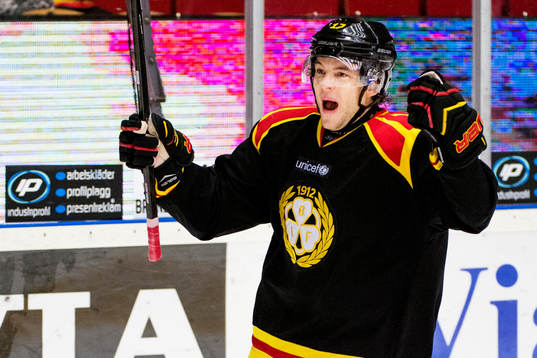 Brynäs Pathrik Westerholm jublar