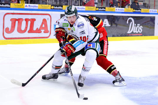 Frölundas Mattias Janmark med pucken