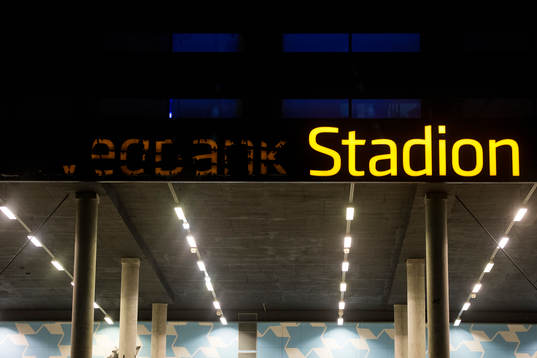 Swedbank Stadion får inte heta Swedbank i Champions League