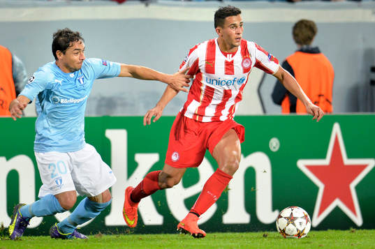 Malmö FFs Ricardo Ferreira Da Silva jagar Olympiacos Omar