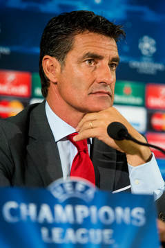 Olympiacos tränare José Miguel González Martín del Campo