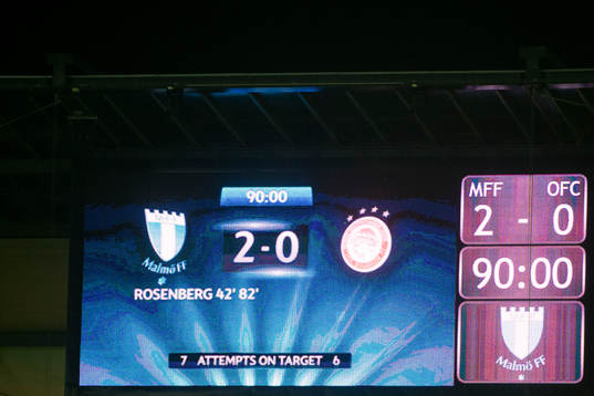 Resultattavlan visar 2-0 när matchen är slut