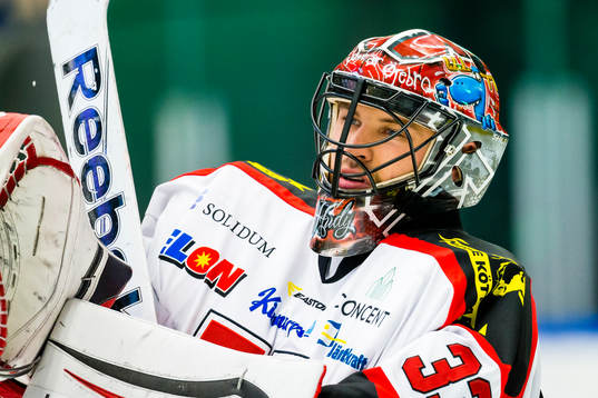 Örebros målvakt Julius Hudacek