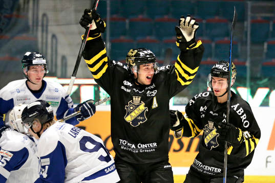 Bläddra bland fler bilder av Ishockey, Hockeyallsvenskan, AIK - Karlskoga