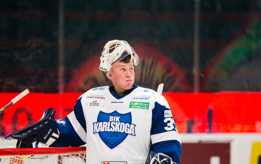 Karlskogas målvakt Emil Kruse