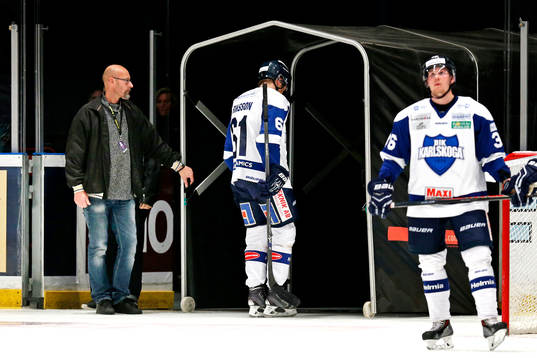 Karlskogas Mikael Eriksson får matchstraff