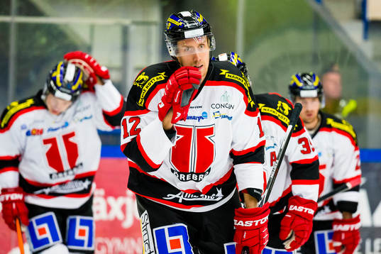 Örebros Marko Anttila firar
