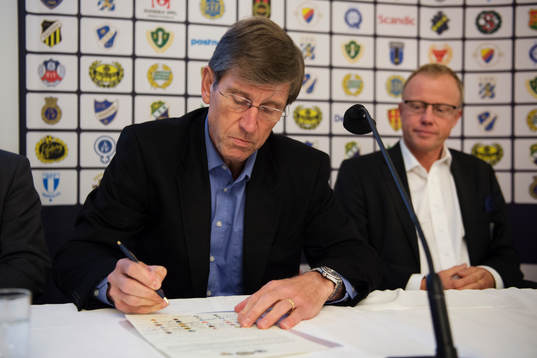 Gabriel Munck, ordförande Landskrona BOIS, när en ny