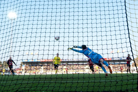 Brommapojkarna målvakt Davor Blazevic