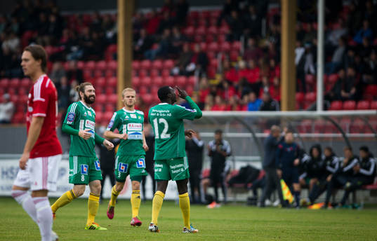 Ljungskiles Ken Sema gör 1-1