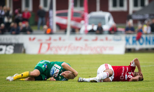 Ljungskiles Petter Björlund och Degerfors Sebastian