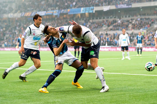 Djurgårdens Haris Radetinac och Gefles Jens Portin