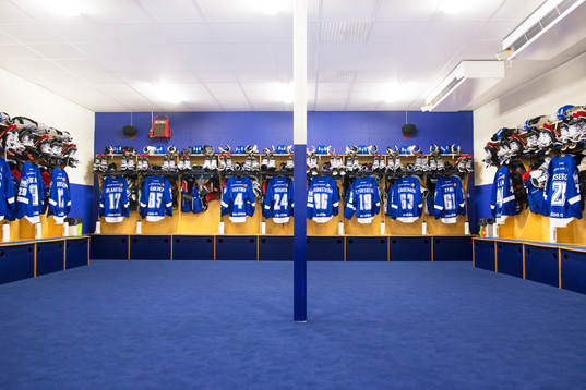 Leksands omklädningsrum före ishockeymatchen i SHL mellan
