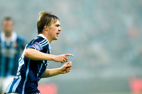 Djurgårdens Simon Tibbling jublar