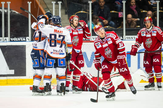 Tomi Kallio gjorde 0-5 målet, Växjös Rhett Rakhshani,