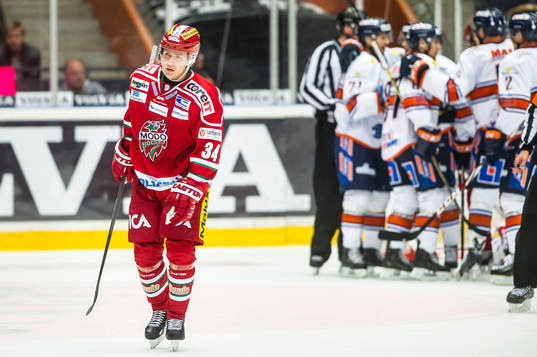Tomi Kallio gjorde 0-5 målet, Växjös Rhett Rakhshani,