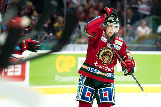 Frölundas Erik Gustafsson jublar