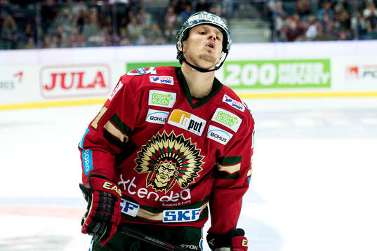 Frölundas Nicklas Lasu deppar