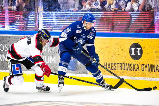 Örebros Bobbo Petersson och Leksands Fabian Brunnström