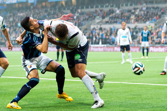 Djurgårdens Haris Radetinac och Gefles Jens Portin