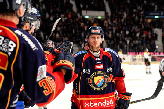 Djurgårdens Michael Holmqvist jublar
