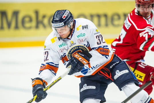 Växjös Nick Johnson och Modos Travis Roche