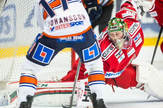 Modos målvakt Linus Ullmark släppte totalt in 5 mål