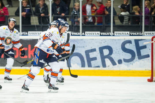 Växjös Nick Johnson gjorde två mål av fem