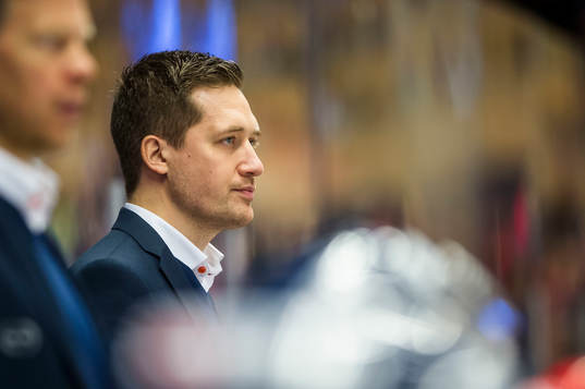 Växjös tränare Sam Hallam