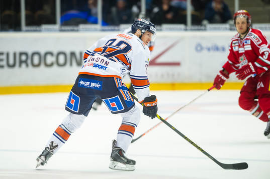 Växjös Nick Johnson och Modos Joonas Lehtivuori