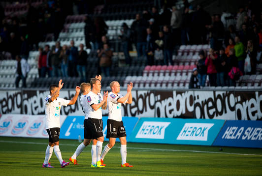 Jubel hos Örebrospelarna