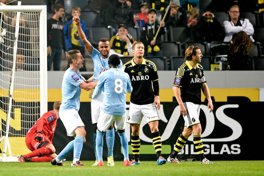 Malmö FFs Isaac Kiese Thelin jublar