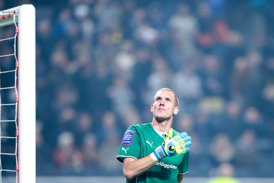 Malmö FFs målvakt Robin Olsen jublar