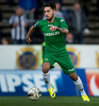 Hammarbys Nahir Besara i matchen i superettan mellan