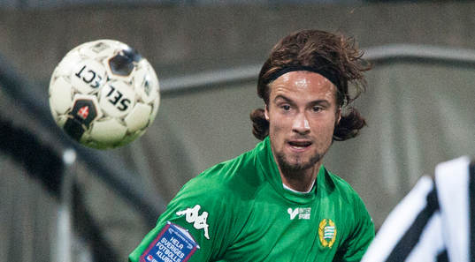 Hammarbys Linus Halenius i matchen i superettan mellan