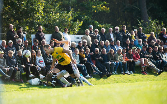 Idyllisk idrottsplats i matchen i division 3 mellan