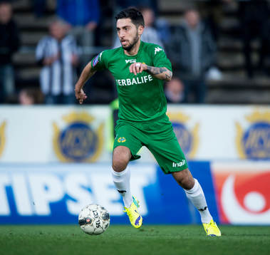 Hammarbys Nahir Besara i matchen i superettan mellan